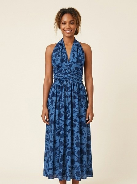 Vestido Largo Azul Midi/Maxi Escote, Halter y Espalda Descubierta. Estampado Floral - Imagen 3