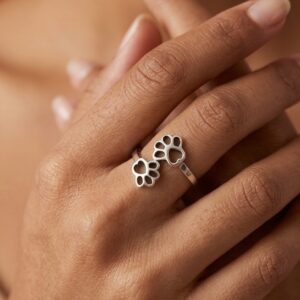 Anillo Abierto de Plata de Ley 925 con Diseño de Doble Huella