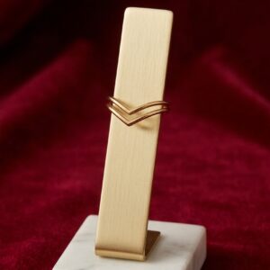 Anillo Doble Chevron en V de Plata de Ley 925 Bañado en Oro
