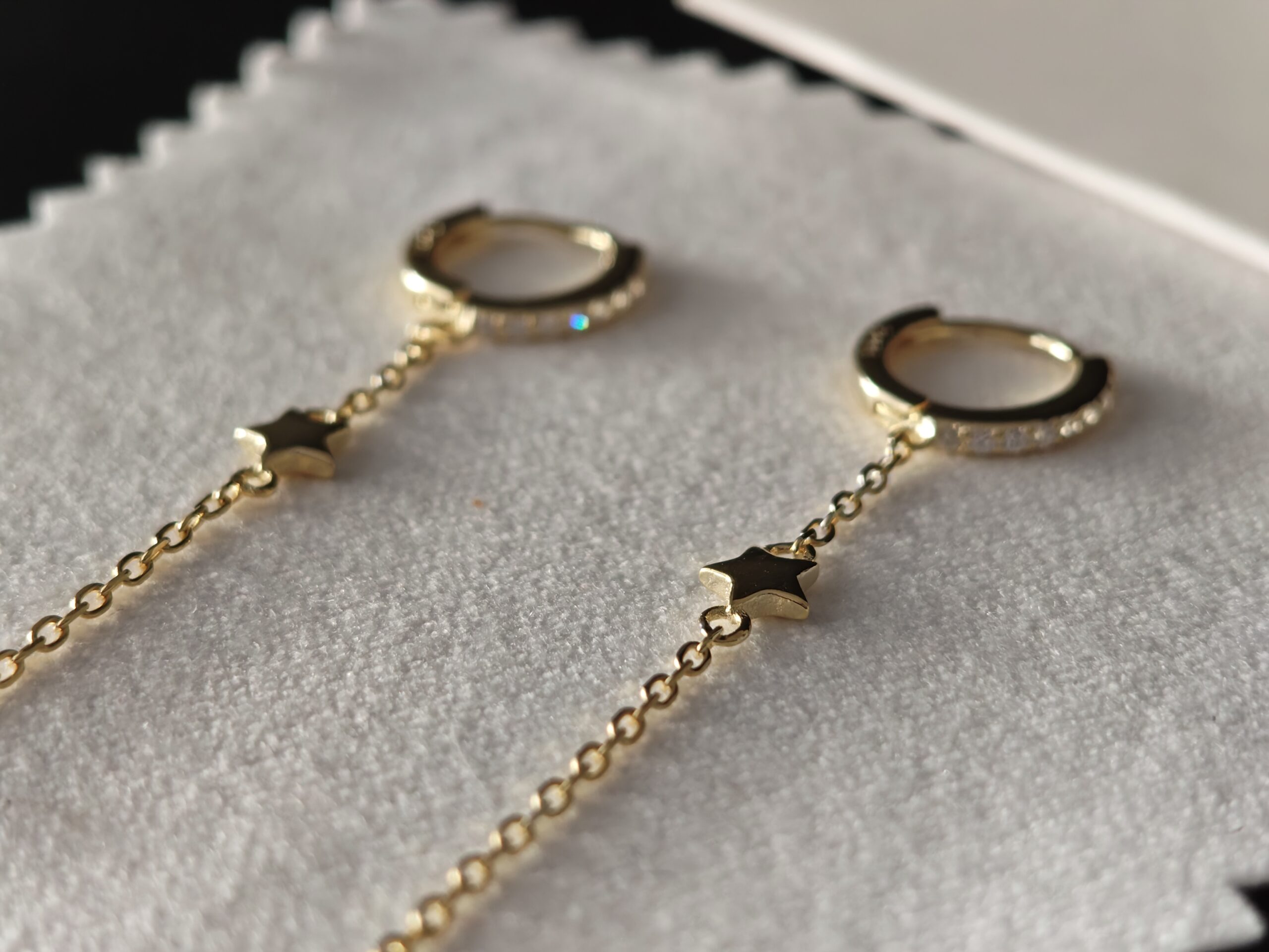 Pendientes Aros de Plata 925 Bañados en Oro con Cadena Colgante, Estrellas y Circonitas - Imagen 3