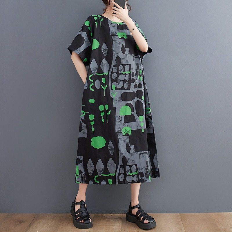 Vestido Largo Oversize de Estilo Artístico y Abstracto - Imagen 3