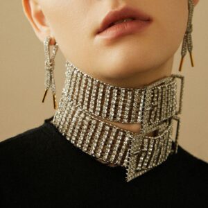 Gargantilla Choker Ancha de Cristal Brillante con Doble Hebilla | Estilo Glam Punk / High Fashion