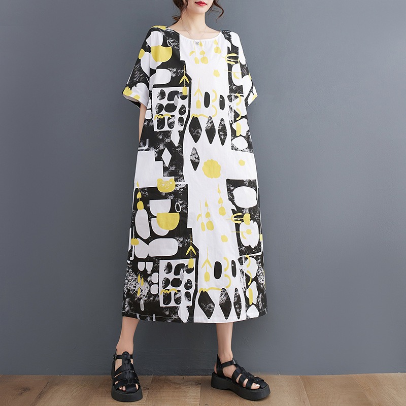 Vestido Largo Oversize de Estilo Artístico y Abstracto - Imagen 2