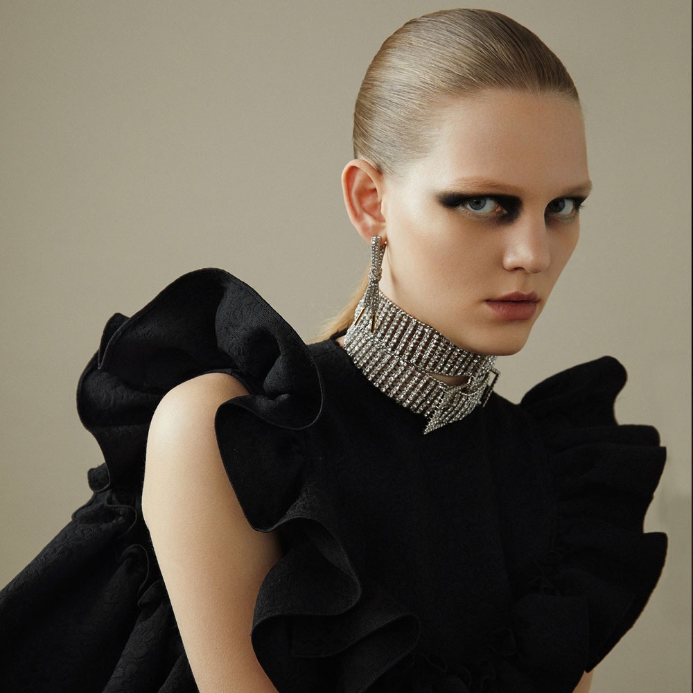Gargantilla Choker Ancha de Cristal Brillante con Doble Hebilla | Estilo Glam Punk / High Fashion - Imagen 3