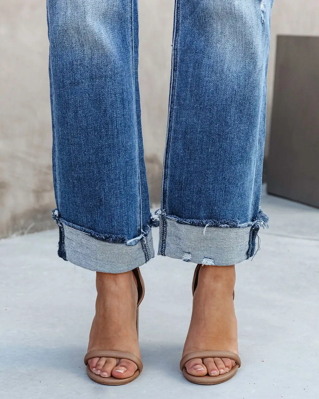 Pantalón Vaquero Recto de Tiro Alto con Cintura Cruzada y Bajo Vuelto - Imagen 7